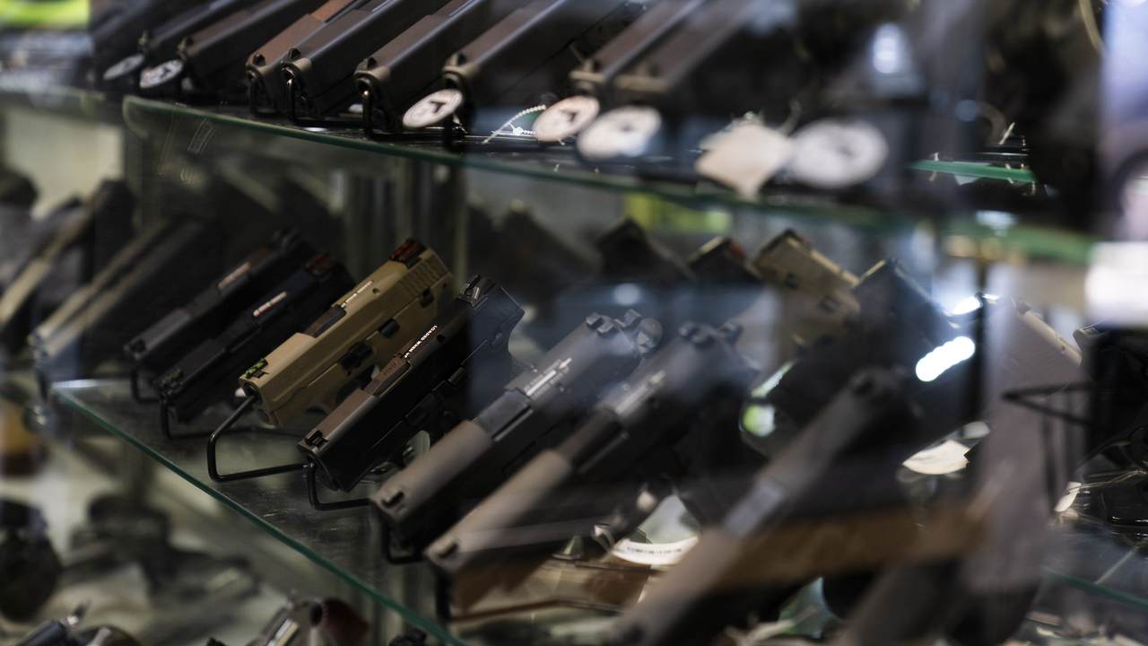 Poll: Majority Says States Should Be Able to Determine Who Carries Concealed Weapons