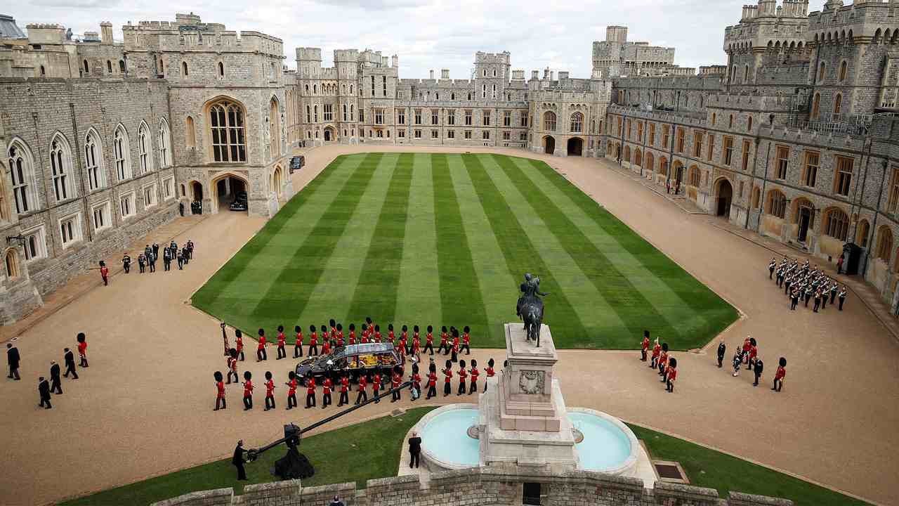 How Should Americans Understand the British Monarchy? - Vimarsana News
