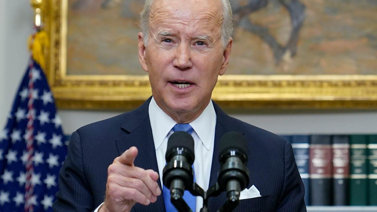 Biden Issues 'Highly Unusual' Warning at Dem Fundraiser