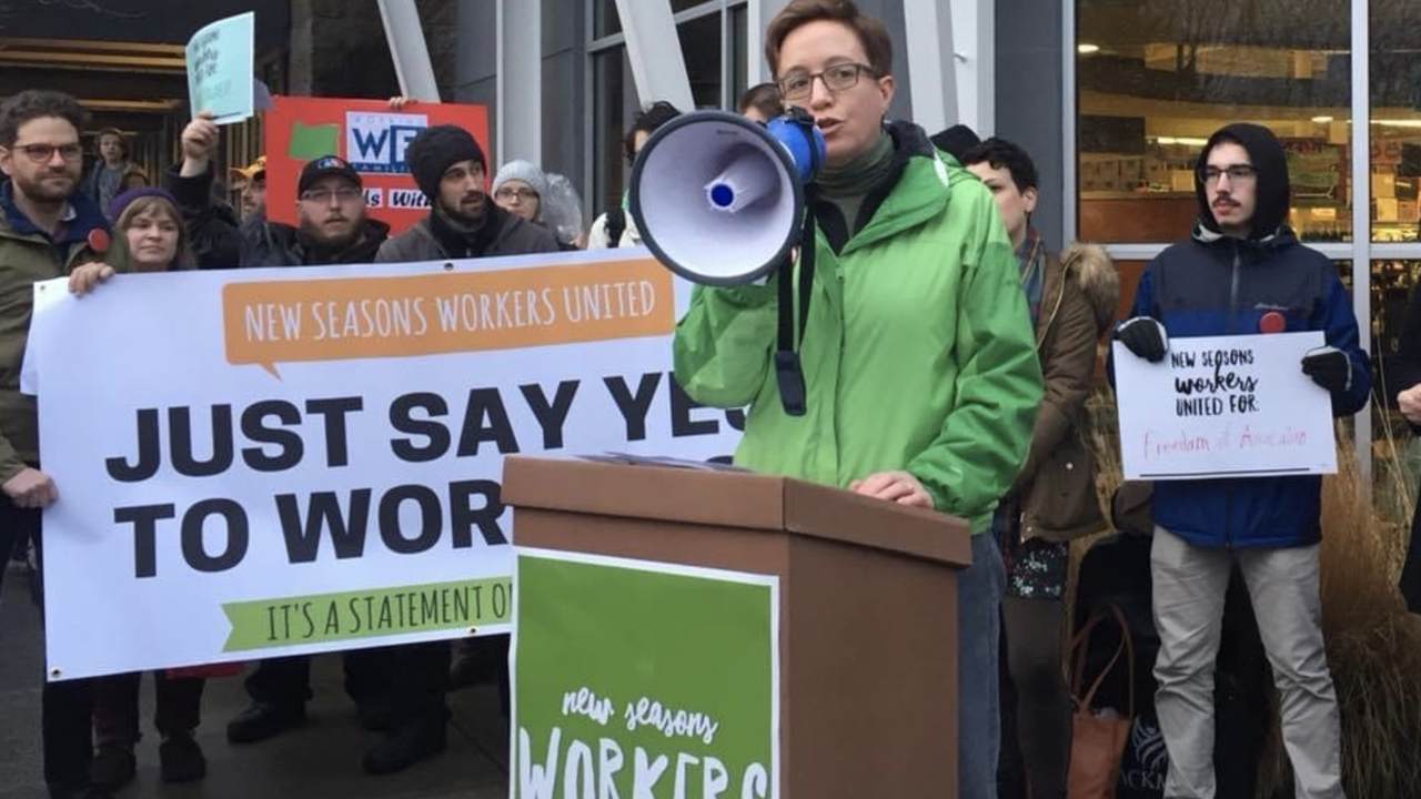 Oregon Dem Flaunts Endorsement From State Senator Whose Book Repeatedly Uses N-Word - Vimarsana News