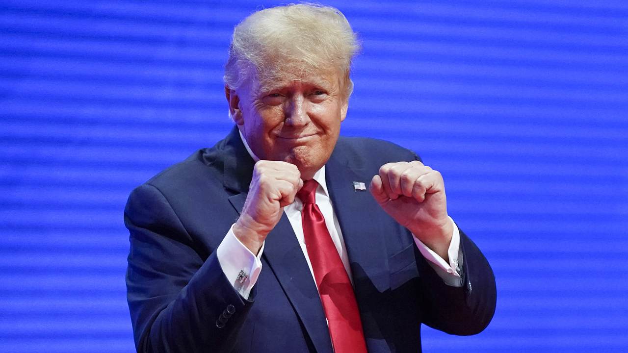 Another 'Walls Are Closing on Trump' Story Has Collapsed - Vimarsana News