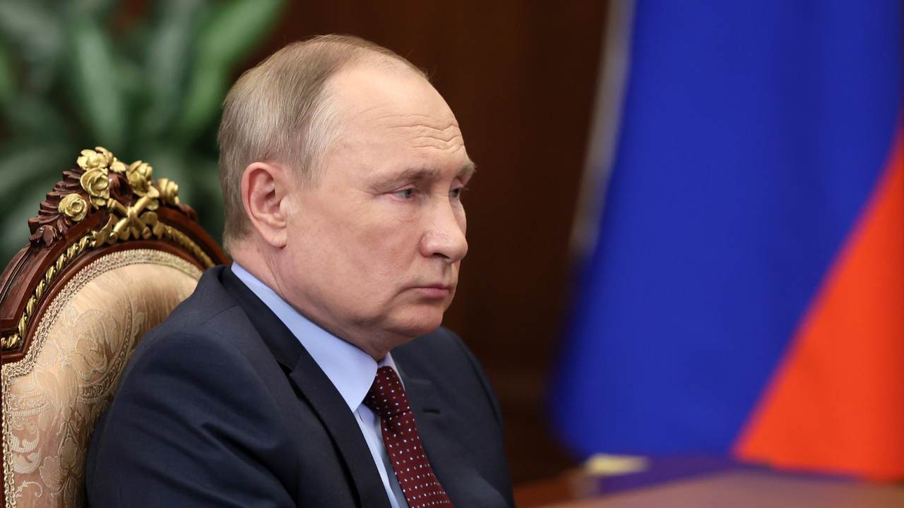 'Total Failure'? Russian Intelligence Official Allegedly Warns of Disaster in Ukraine - Vimarsana News